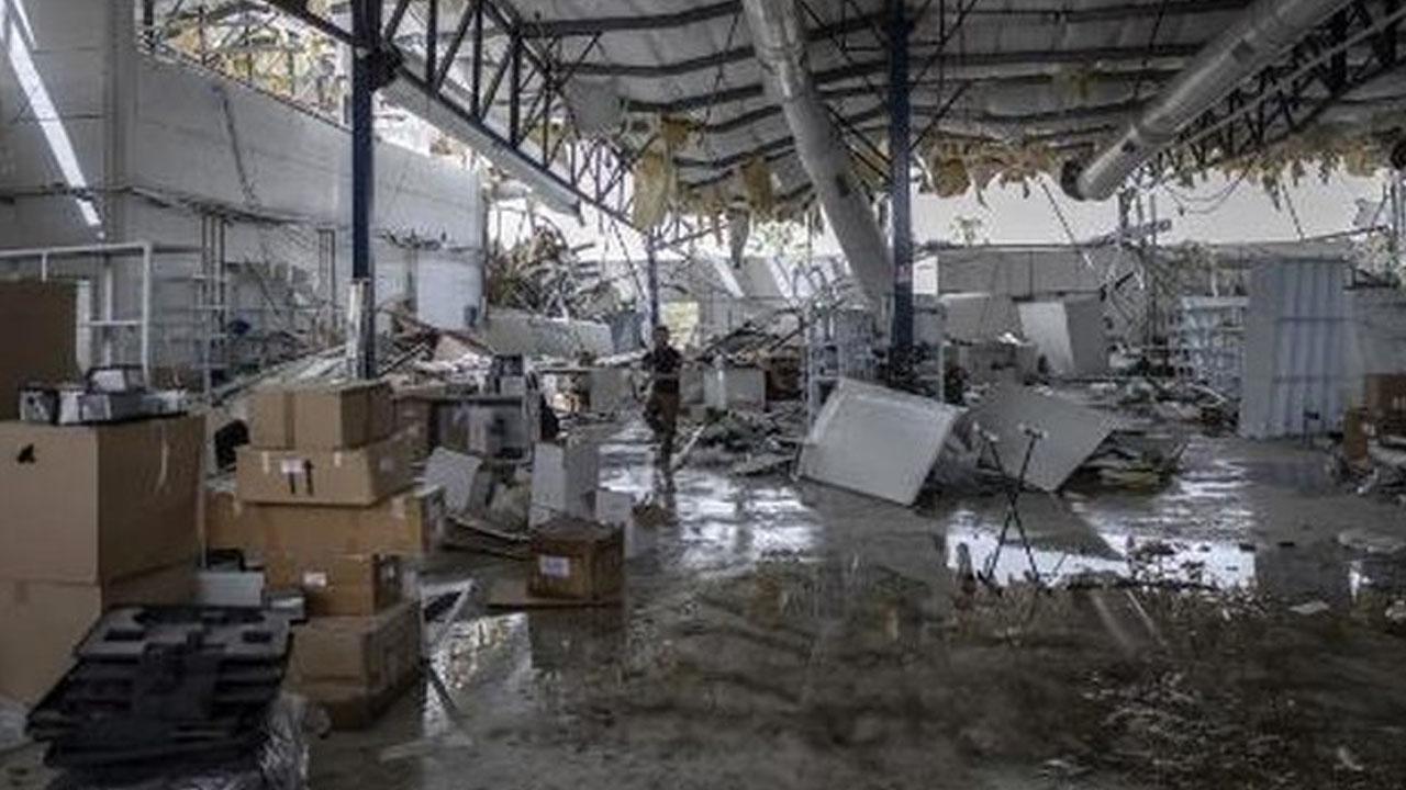 Rudal Iran Hantam Tel Aviv, Beberapa Orang Terluka